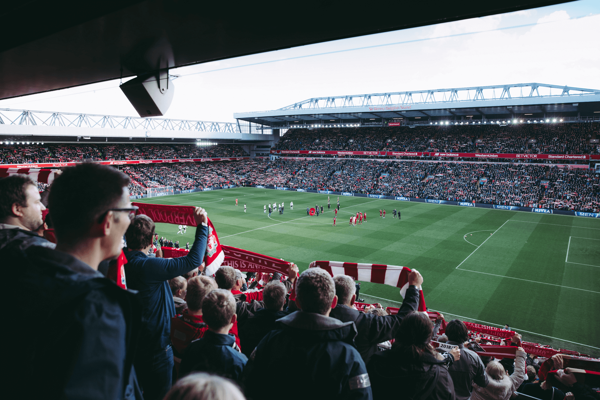10 Fotballklubber med de beste stadion-atmosfærene
