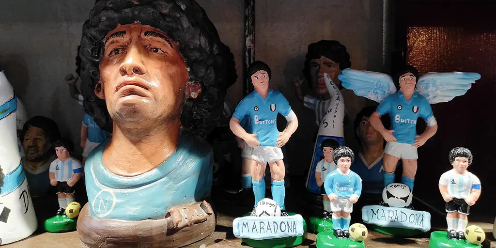maradona fussballreisen napoli