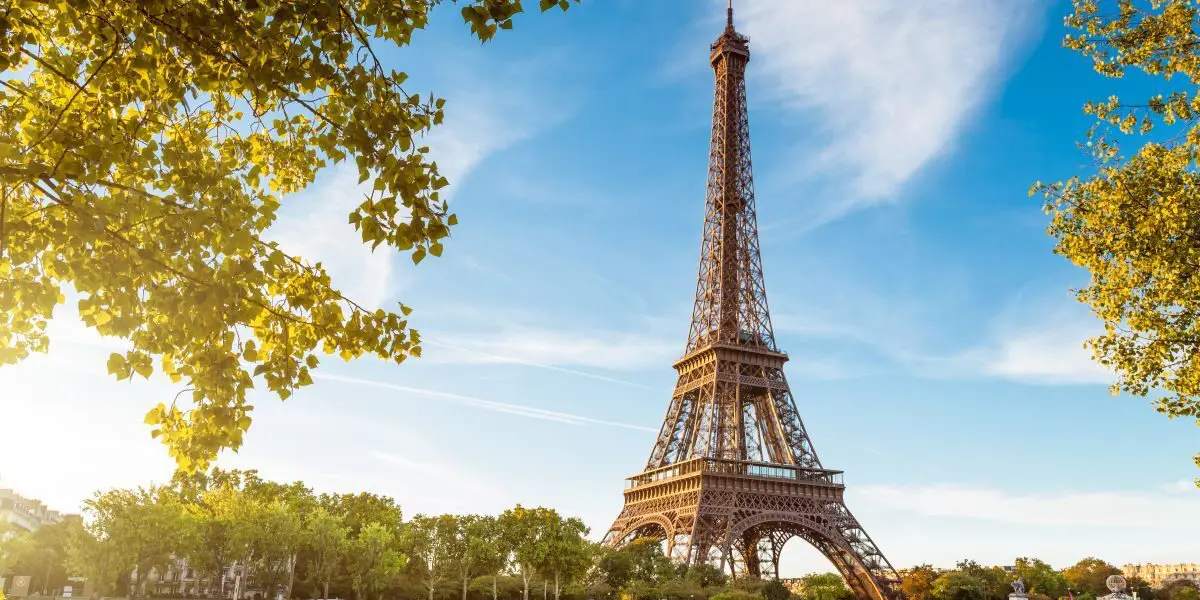 Paris Paris