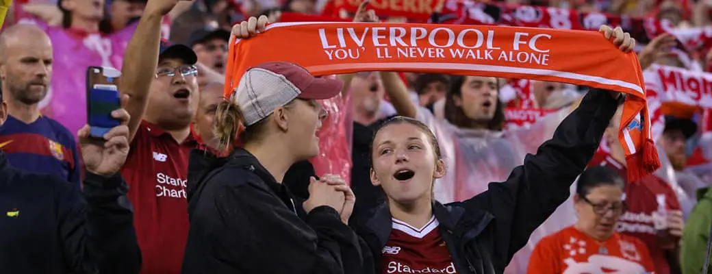 Fans bij voetbalreis FC Liverpool