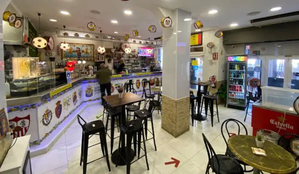 Voetbalreis Valencia pub