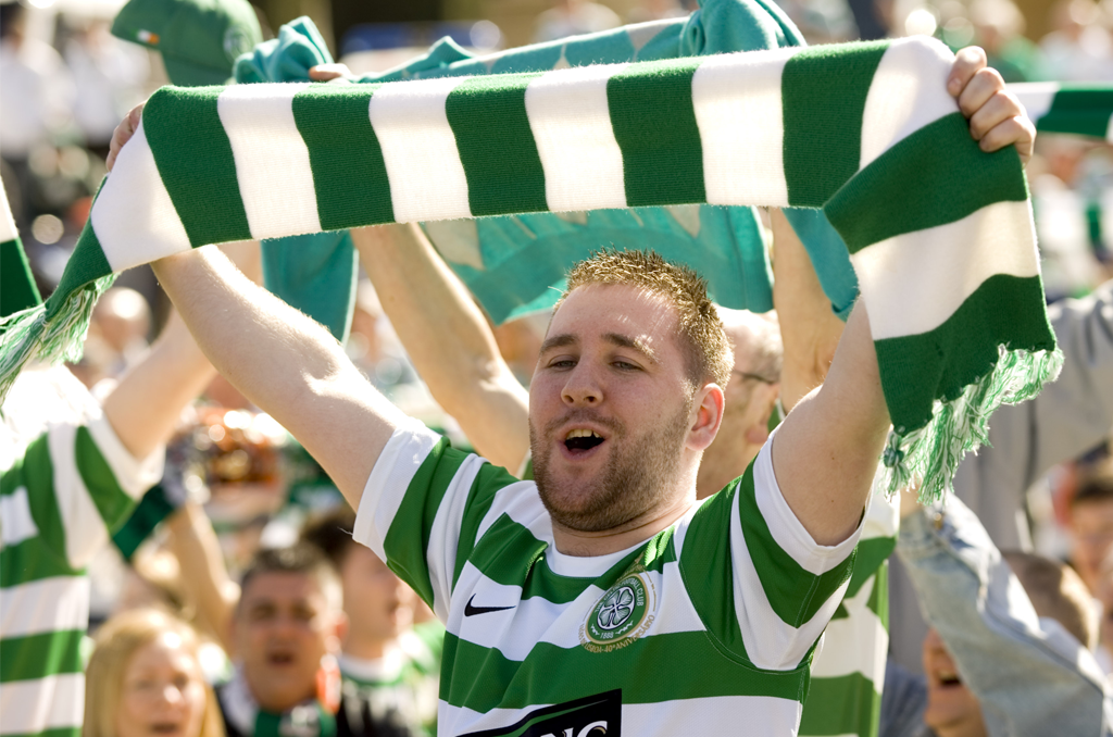 Temporada escocesa caminha para haver, novamente e finalmente, a disputa  entre Celtic e Rangers